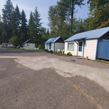 Little River Motel Saint Regis St. Regis Exterior photo