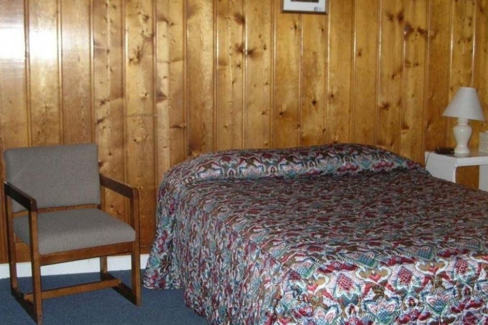 Little River Motel Saint Regis St. Regis Exterior photo