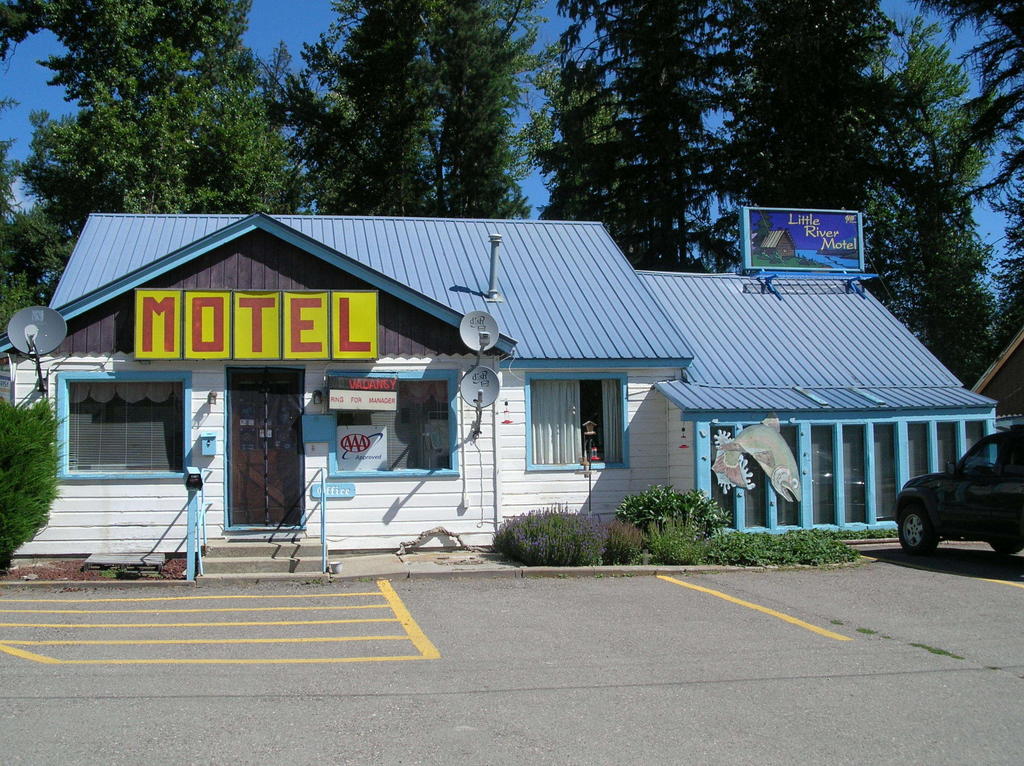 Little River Motel Saint Regis St. Regis Exterior photo