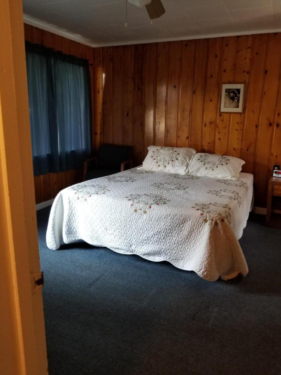Little River Motel Saint Regis St. Regis Exterior photo